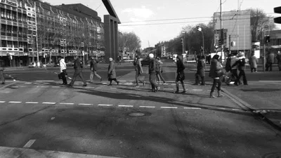 Learning a Multiview Part-Based Model in Virtual World for Pedestrian Detection featured image